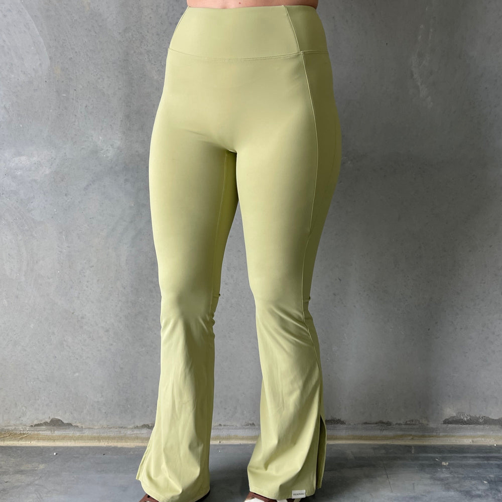Pure Flare Leggings